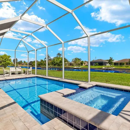 Brand New 4-Bedroom Electric-Heated Pool Home On Canal - Villa Cape Vida